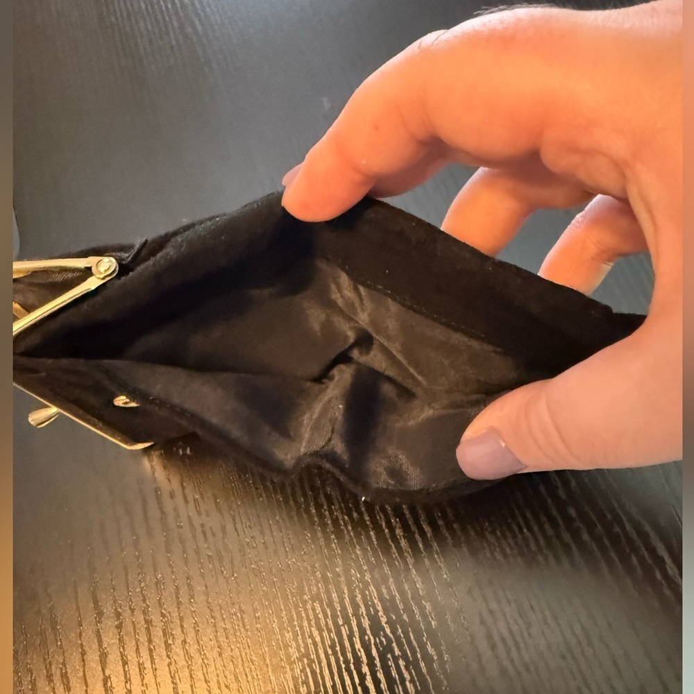 Vintage Albert Nipon | Black Velvet Coin Purse Wallet with Gold Accents - Picture 6 of 9